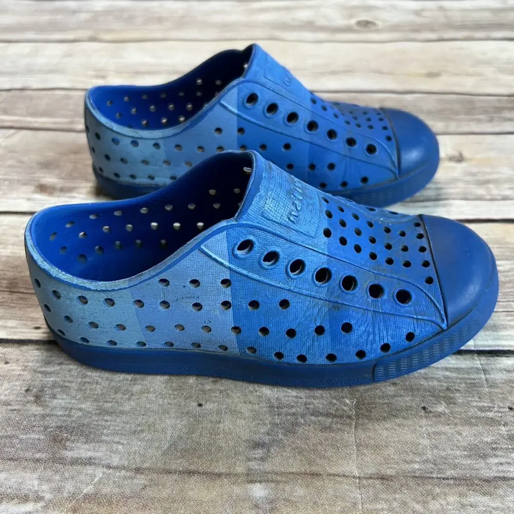 Native Jefferson Blue Crayola Shoes Summer Waterproof Boys 9